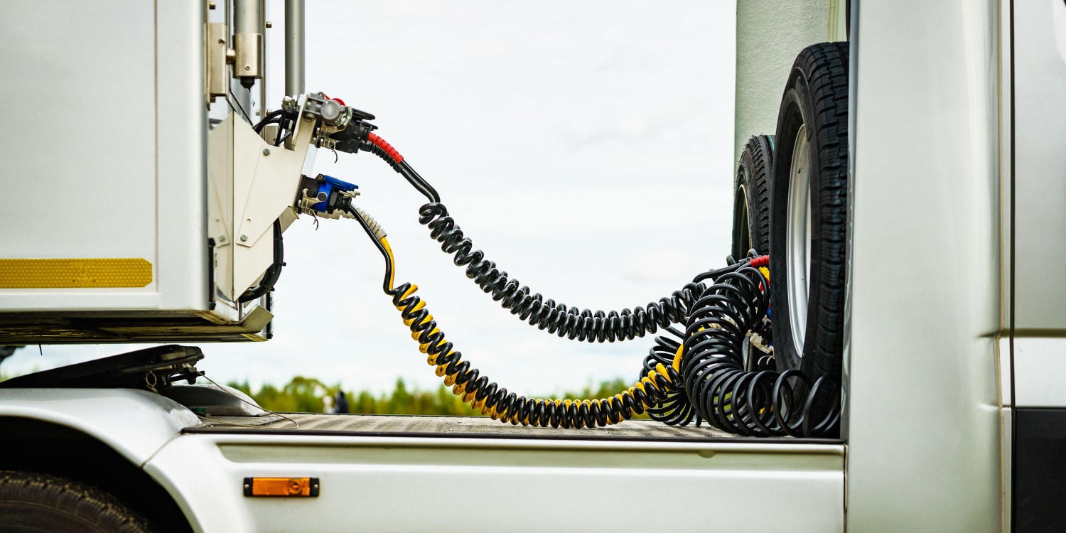 How Do Air Brakes Work? HDS Truck Driving Institute