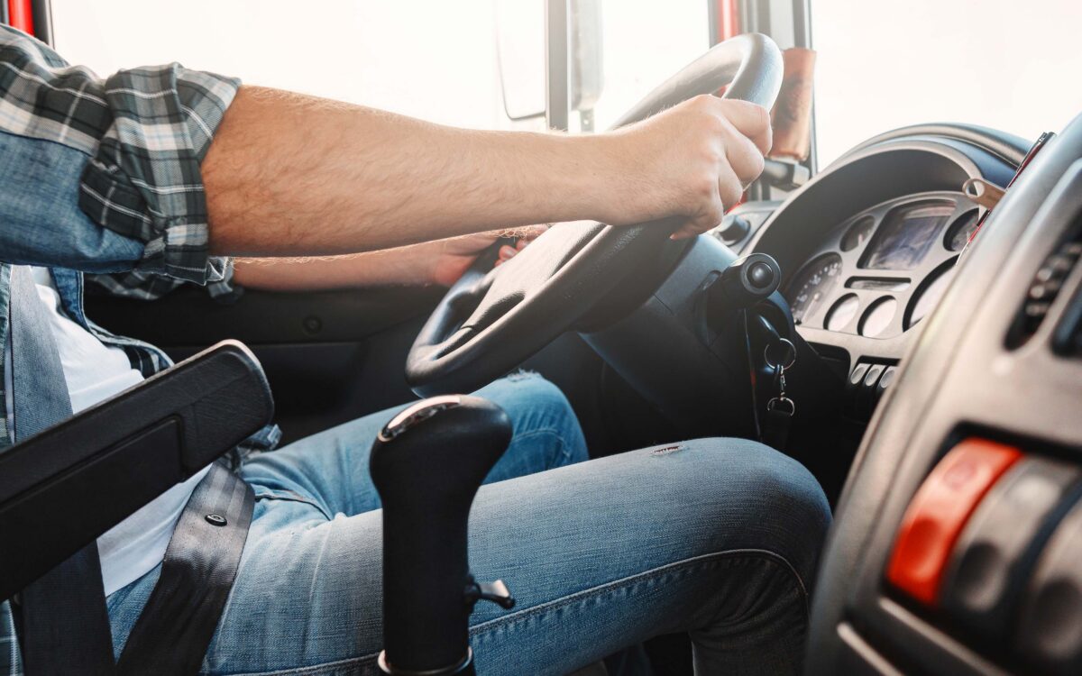 What to Bring on Your First Week of CDL Training